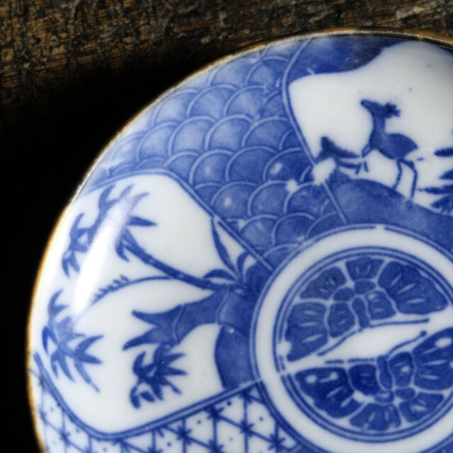 見込みに向かい蝶◇鹿と竹。時代印判中皿 骨董・antiques 古道具 丁寧