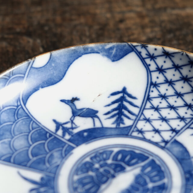 見込みに向かい蝶◇鹿と竹。時代印判中皿 骨董・antiques 古道具 丁寧