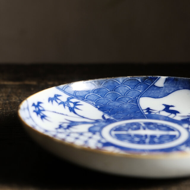 見込みに向かい蝶◇鹿と竹。時代印判中皿 骨董・antiques 古道具 丁寧