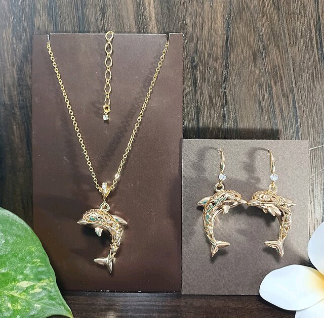 ハワイアンジュエリーデザイン❀イルカネックレス ピアスSet❀k16gp