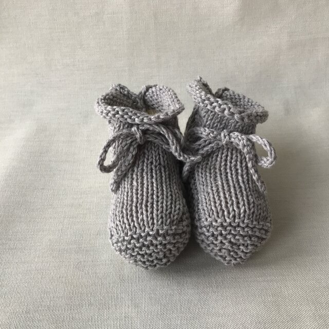 【出産祝いに】手編みベビーブーティー（３ヶ月〜）オーガニックコットン／コットンリネン／やさしい履き心地【受注製作】
