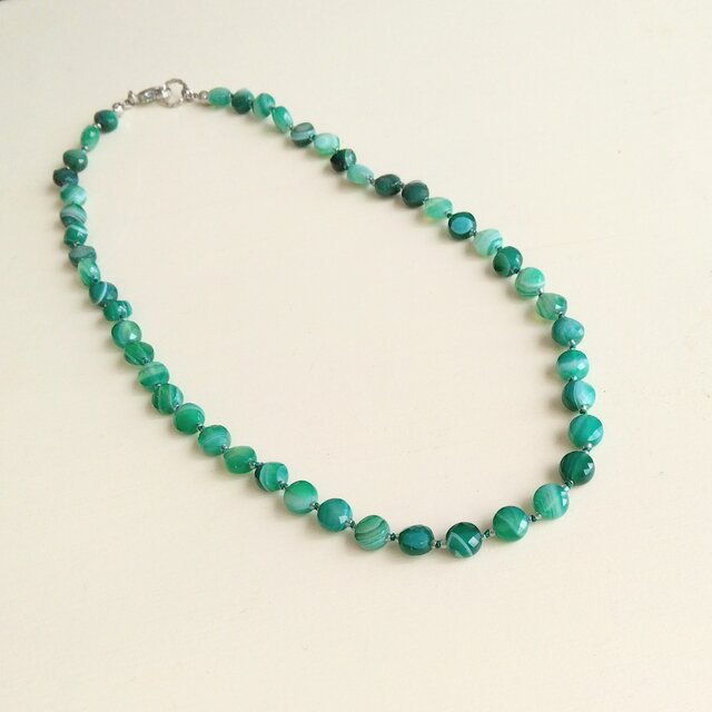 グリーンメノーネックレス