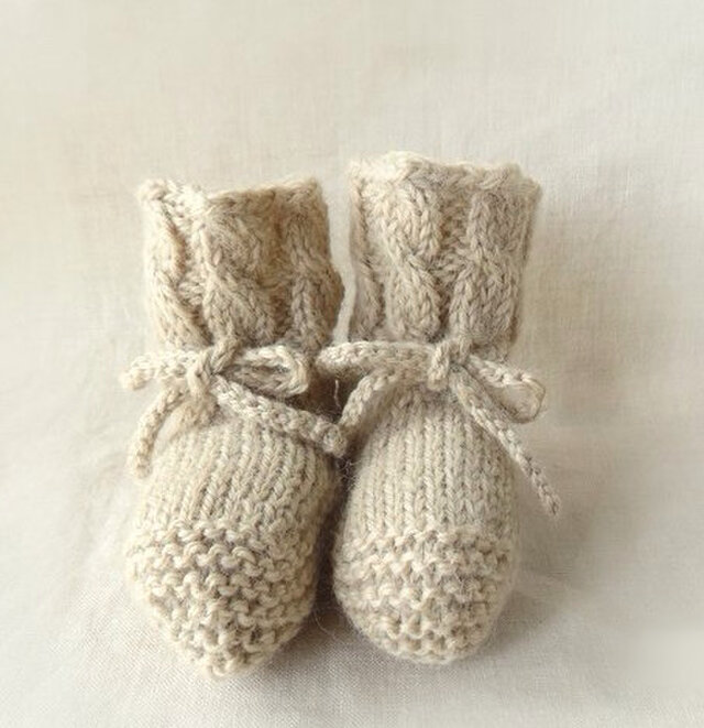 【出産祝いに】手編みベビーブーティー (6ヶ月～)アルパカ✖️ウール　ベージュ　