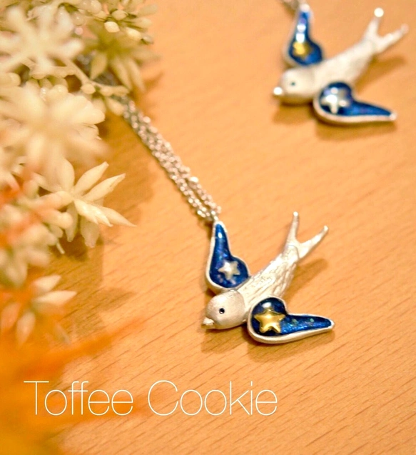 幸福な王子のツバメ•ネックレス【スターリングシルバー製/動物モチーフ】