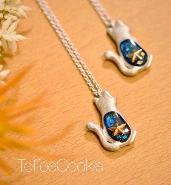 【2/22猫の日】窓ぎわのネコ•ネックレス【スターリングシルバー製/動物モチーフ】