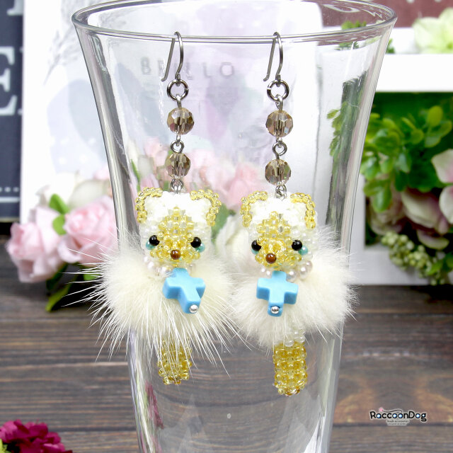 （新作）うす茶色のシャム猫ピアス／イヤリング（ミンクファー/天然石/カットガラスビーズ ピアスorイヤリング）