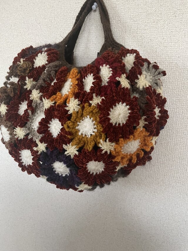 毛糸のグラニーバッグ | iichi 日々の暮らしを心地よくする