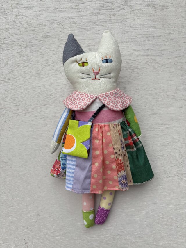 おでかけグレー猫さん