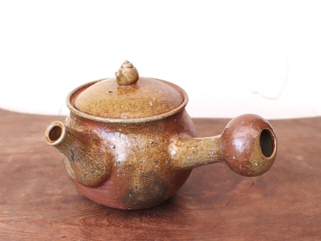 備前焼 急須 (急須on急須) k1-102 | iichi 日々の暮らしを心地よくする