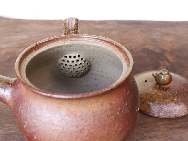 備前焼 急須 (急須on急須) k1-102 | iichi 日々の暮らしを心地よくする