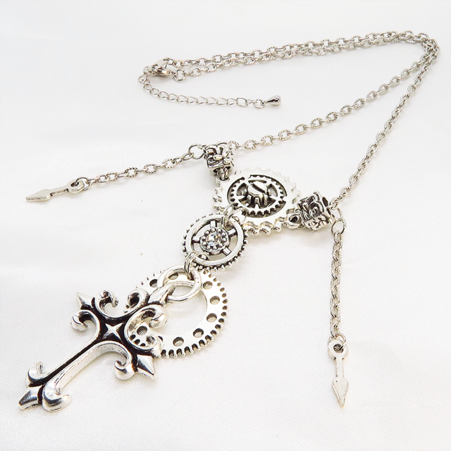 アンティークシルバー ゴシックロザリオ（十字架）と歯車を組合せた