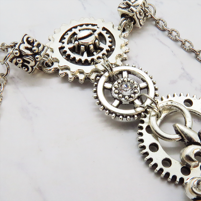 アンティークシルバー ゴシックロザリオ（十字架）と歯車を組合せた
