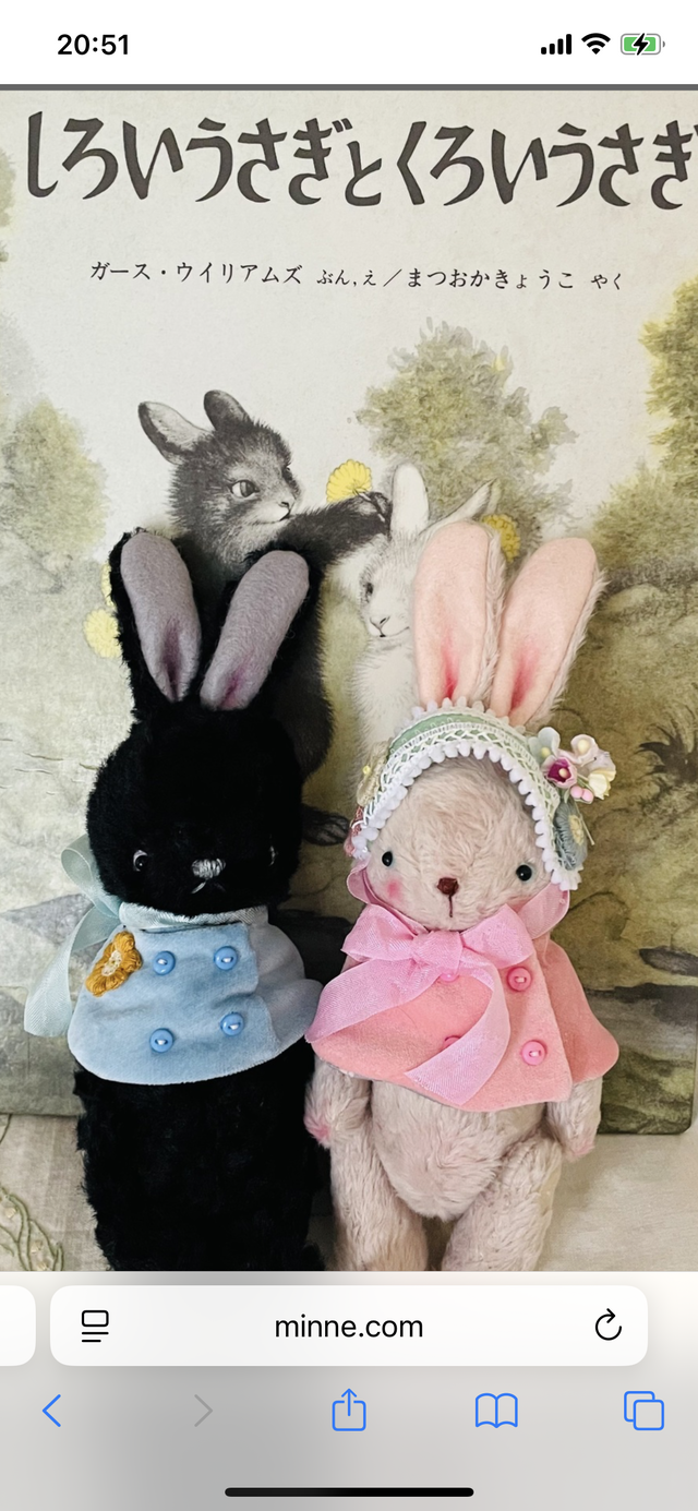 しろいうさぎとくろいうさぎ | iichi 日々の暮らしを心地よくする