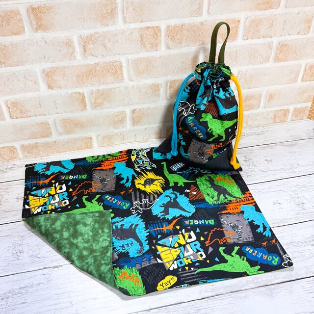 給食２点セット　【恐竜】