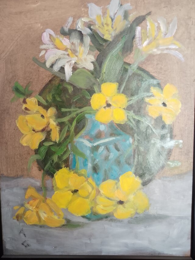 油絵。黄色な花と花瓶。フレームあり。