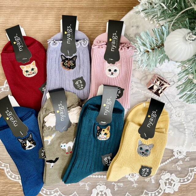 猫さん刺繍の靴下クリスマスカラーの詰め合わせ7足セット
