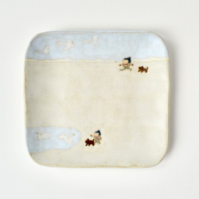 角皿［ 白鳥がやって来た ］