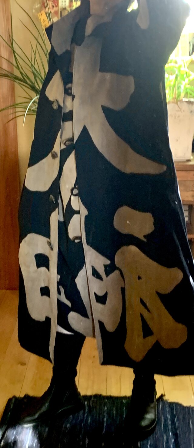 奉納旗と幟旗のコート | iichi 日々の暮らしを心地よくする