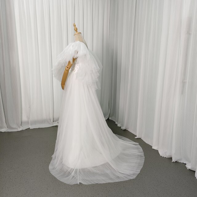 ウエディングドレス Vネック フリル袖 プリーツドレス バックレス 結婚 