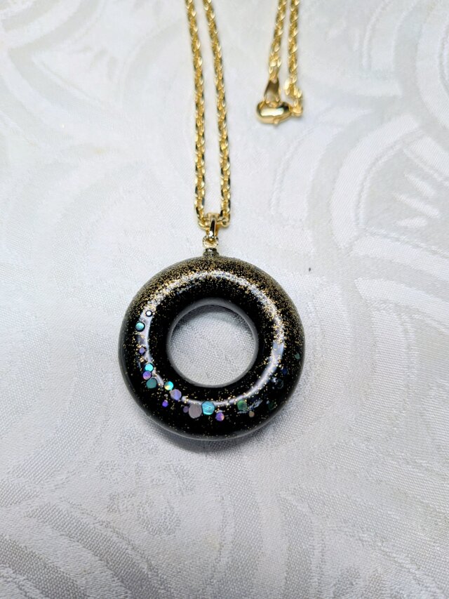 輪島塗　リング形ペンダント　シャボン玉　黒　く