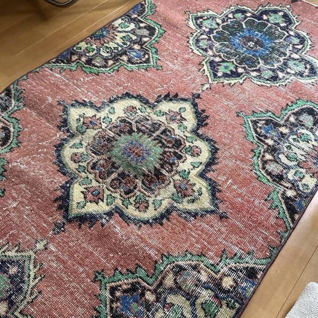 95×205 コーラルピンク オリエンタル柄 トルコヴィンテージラグ