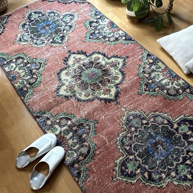 95×205 コーラルピンク オリエンタル柄 トルコヴィンテージラグ