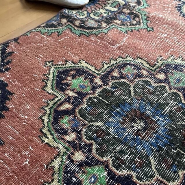 95×205 コーラルピンク オリエンタル柄 トルコヴィンテージラグ