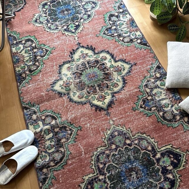 95×205 コーラルピンク オリエンタル柄 トルコヴィンテージラグ