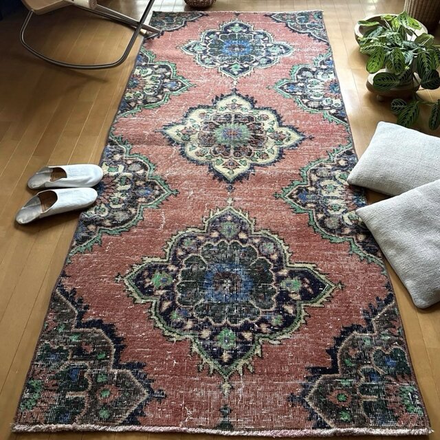 95×205 コーラルピンク オリエンタル柄 トルコヴィンテージラグ