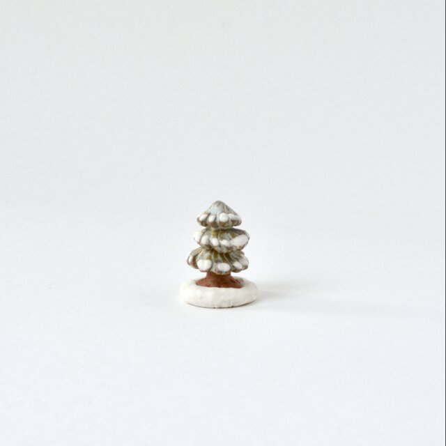 雪が積もった木 - 01