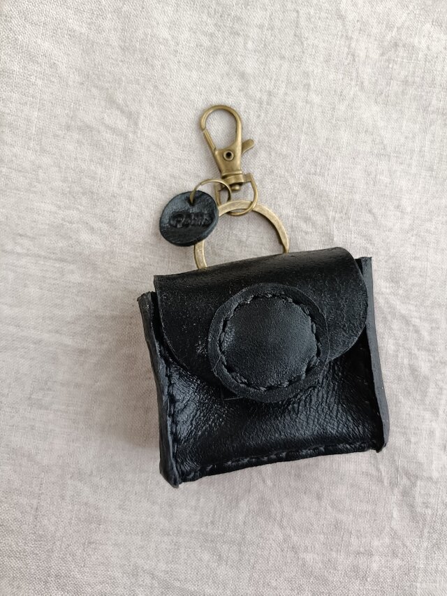 Medicine Case　携帯用　キーホルダー　黒　オイルワックスレザー