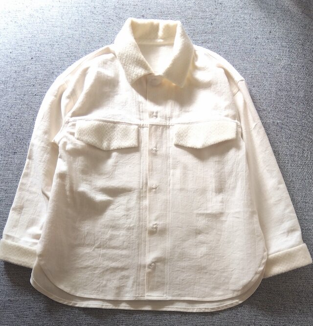やわらかコットンのCPOシャツジャケット