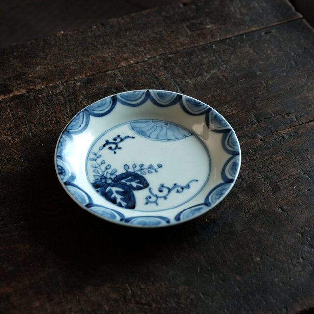 菊と桐◆伊万里　菊桐文染付中皿　骨董・antiques 器　丁寧な暮らしに。江戸期