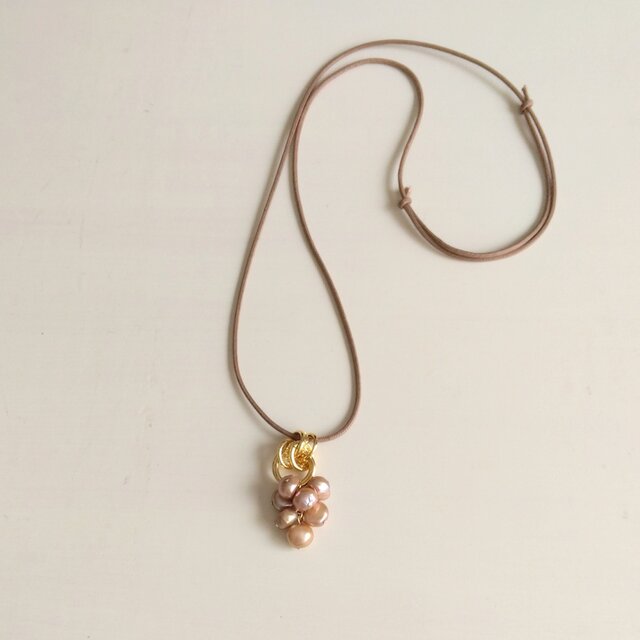 淡水パール×リングモチーフコードネックレス