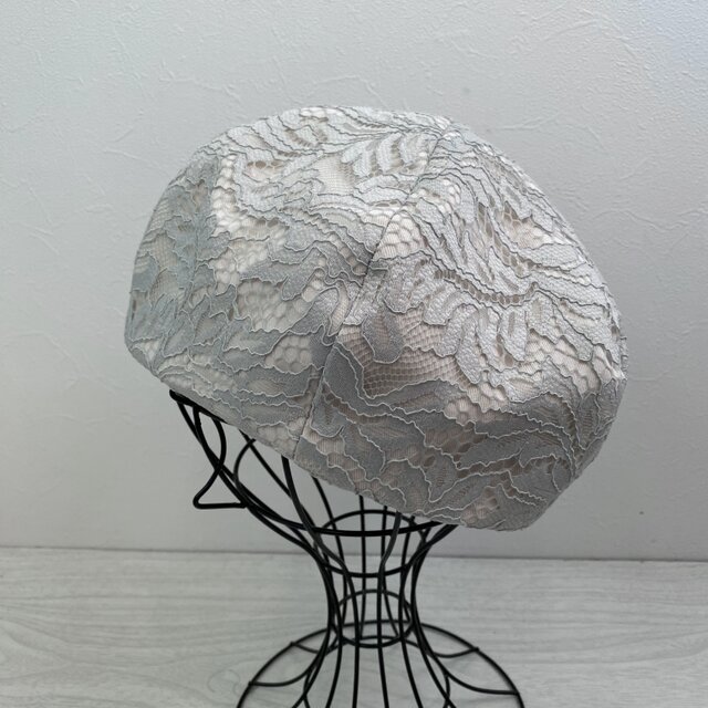 送料無料　オールレースのベレー帽（くすみグリーン）