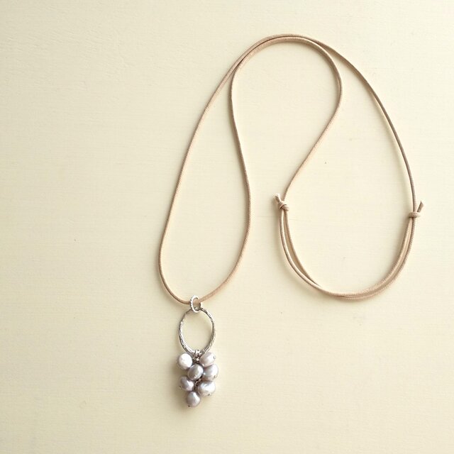 淡水パール×オーバルリングコードネックレス