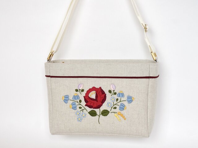 花刺繍のミニショルダーバッグ | iichi 日々の暮らしを心地よくする