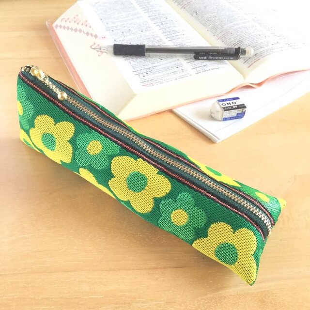 【レトロポップ花柄】畳縁　テトラ型　ペンケース　緑