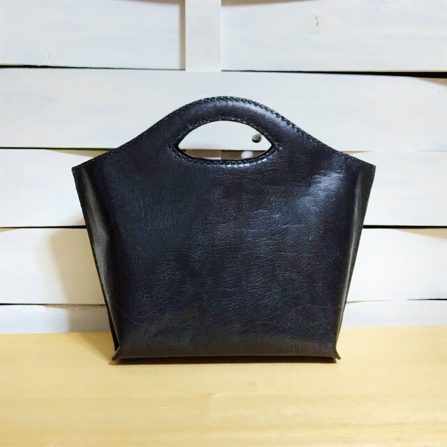 ★10周年感謝セール！1000円OFF　手縫いトートバッグ・くり抜きもち手