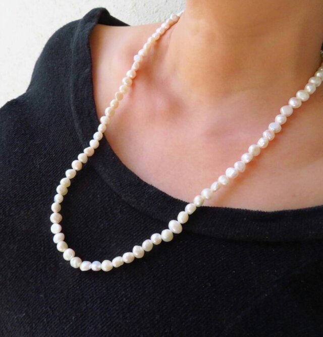 淡水パール × カレンシルバー 　表情ゆたかで、大人かわいい70cmネックレス