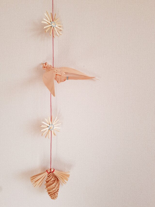 麦わら細工のガーランド　ことり・スパイラルコーン・花    再販