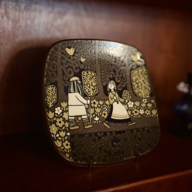 ARABIA Kalevala 1977 アラビア カレワラ イヤープレート 1977年 (外箱、リーフレット付)