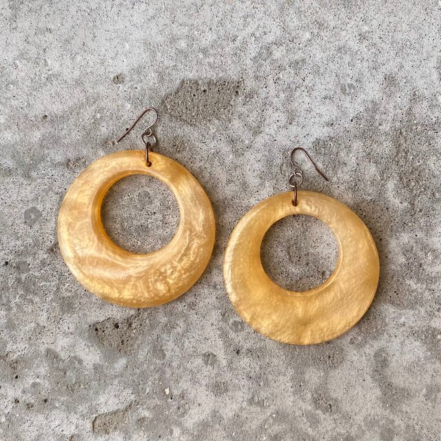 Vintage 80s-90s USA retro yellow circle design big pierces