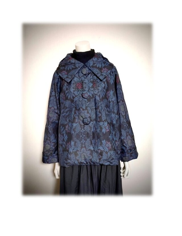 44＊大島紬　新作　ジャケット　昭和レトロ　着物リメイク 　花柄　黒×紺系　