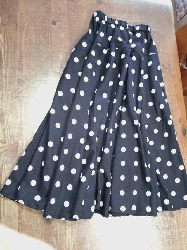 フルフレアスカート　ドット柄