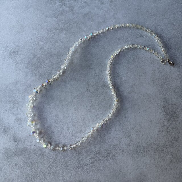 252 ヴィンテージ オーロラのしずく – ガラスネックレス