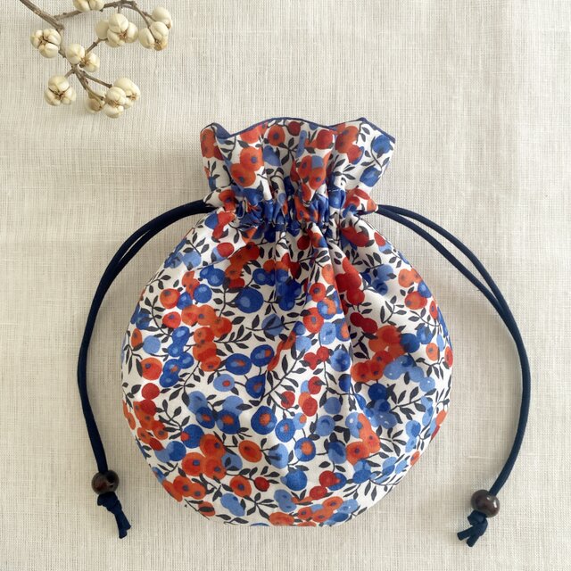 ＊リバティ・まるい巾着ポーチ＊ウィルトシャー・ブルー＆レッド