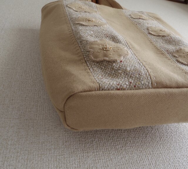 陽だまりの花たち | iichi 日々の暮らしを心地よくするハンドメイドや