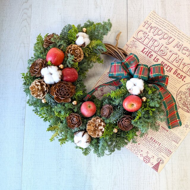 3種のコニファーとミニリンゴのクリスマスリース