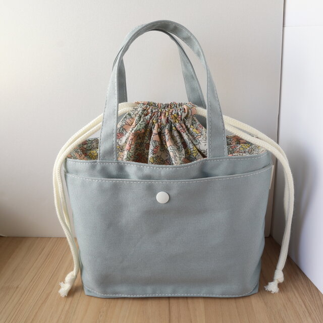 【送料無料】帆布の巾着トートバッグ　在庫限り　巾着バッグ　帆布トート　帆布バッグ　リバティ×ライトグレー　小さめ　No.411